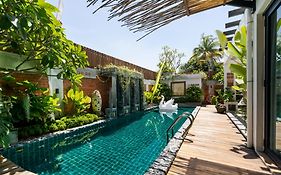 The Kembali Luxury Villa - Melaka 5 Bedroom